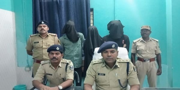 सुपौल पुलिस की बड़ी कामयाबी: चोरी की बाइक और मोबाइल के साथ तीन आरोपी गिरफ्तार