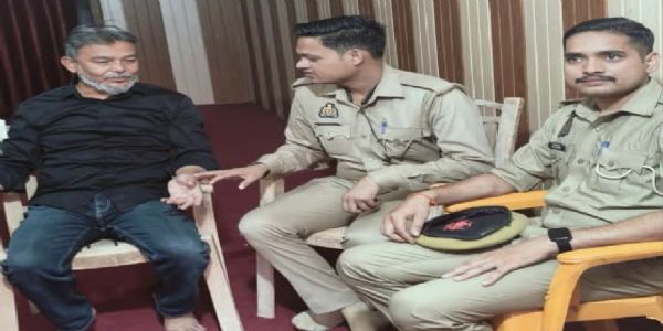 कांग्रेस जिलाध्यक्ष समेत कई नेता हाउस अरेस्ट