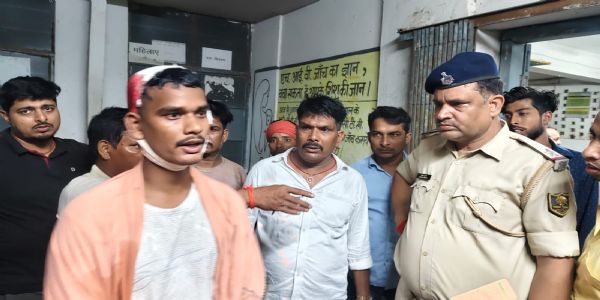 शराब तस्करी के विवाद में खूनी संघर्ष, चाचा-भतीजा गंभीर घायल; इलाके में बढ़ी पुलिस निगरानी