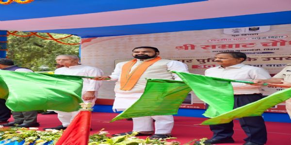 मुख्यमंत्री ने  84 पुलिस वाहनों का किया लोकार्पण