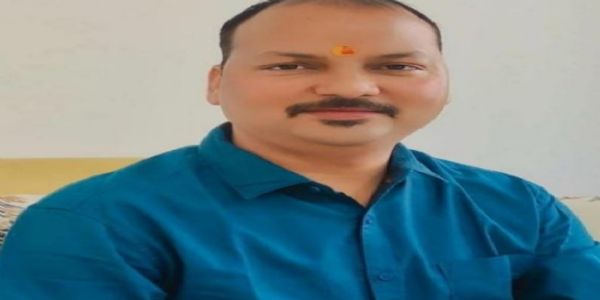 झांसी: मेडिकल कॉलेज के पूर्व ईएमओ पर 25 हजार का इनाम