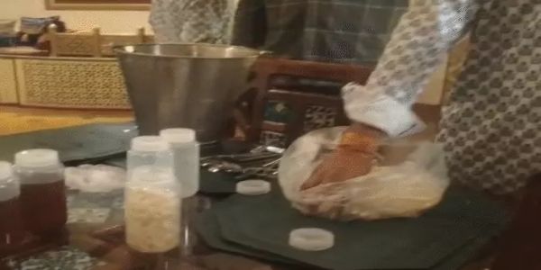 चोखी ढाणी में खाद्य सुरक्षा विभाग ने कार्रवाई करते हुए किए 90 किलो काजू टुकड़ी सील