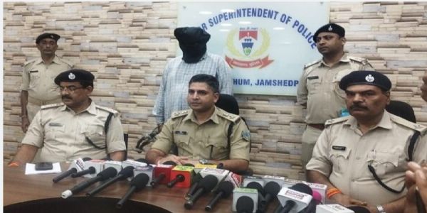 सीएसआर फंड के नाम पर एनजीओ से तीन करोड़ की साइबर ठगी का आरोपित गिरफ्तार