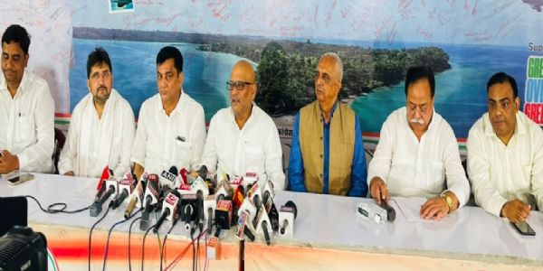 जनता के मुख्य मुद्दों से ध्यान हटाने के लिए जौहर विश्वविद्यालय तोड़ने का आदेश : अजय राय