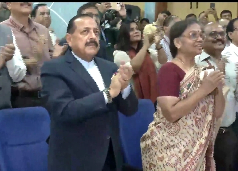 केंद्रीय मंत्री डॉ जितेंद्र सिंह केंद्रीय मंत्री डॉ जितेंद्र सिंह