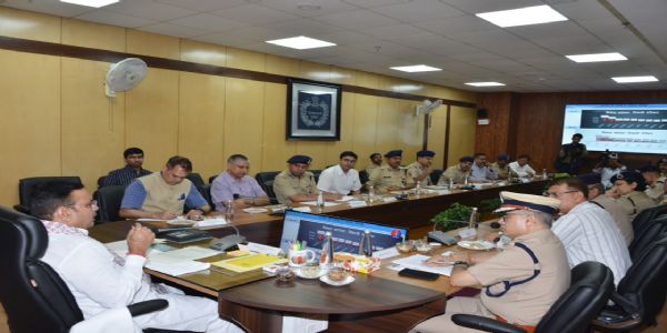 मुख्यमंत्री ने पुलिस मुख्यालय में साइबर सुरक्षा व्यवस्थाओं का लिया जायजा