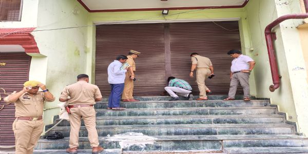 औरैया में डॉ. सौरभ आत्महत्या प्रकरण में दो अस्पताल सीज, संचालकों में मचा हड़कंप
