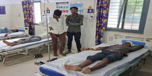 नरसिंहपुर में नेशनल हाईवे-44 पर बड़ा सड़क हादसा, मजदूरों से भरी पिकअप पलटी, 6 गंभीर घायल