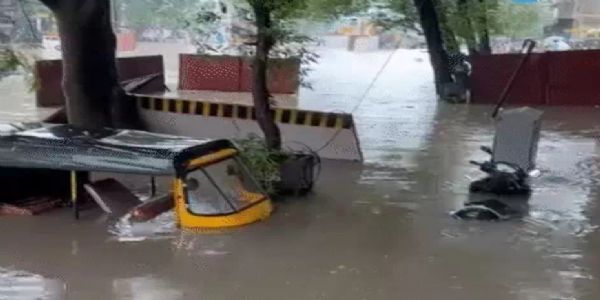 बाढ़ प्रभावित व्यापारियों के लिए बड़ी राहत: 