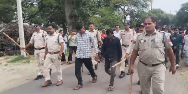 मंदसौरः पुराने जमीन विवाद में हत्या के आरोपियों का गांव में निकाला जुलूस,