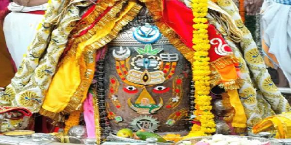 उज्जैन के महाकाल मंदिर में कैरेटमीटर मशीन से परखी जाएगी दान में मिले सोने-चांदी की शुद्धता