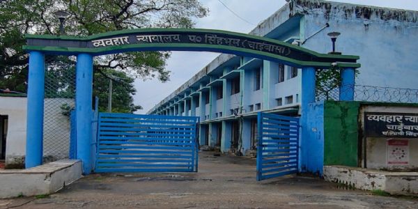 विशेष लोक अदालत में चेक बाउंस के 187 मामलों का निपटारा