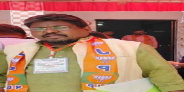 होमगार्ड जवान को मानदेय नहीं मिलने पर दुलाल भुईयां ने राज्य सरकार पर साधा निशाना