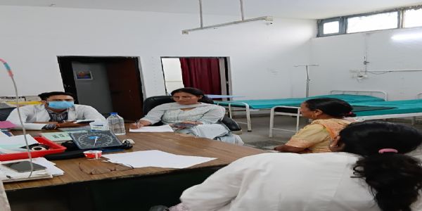 घंडियाल स्वास्थ्य शिविर में मरीजों ने लिया विशेषज्ञ चिकित्सा सेवाओं का लाभ
