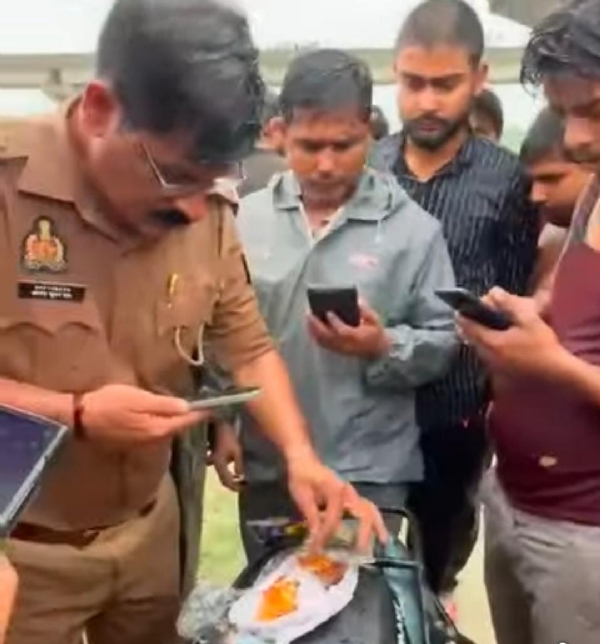 प्रतापगढ़ सई नदी में डूबे तीन किशोर तलाश जारी प्रतापगढ़ सई नदी में डूबे तीन किशोर तलाश जारी