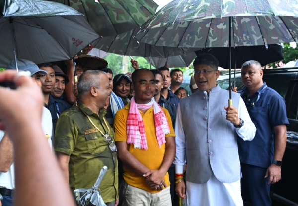 Agriculture Minister Pijush in Golaghat. Agriculture Minister Pijush in Golaghat.