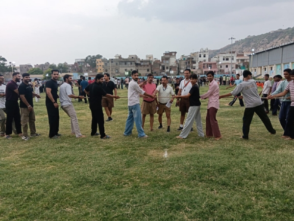 स्वामी विवेकानंद खेल महोत्सव में 252 प्रतिभागियों एवं 49 टीमों ने दिखाई प्रतिभा स्वामी विवेकानंद खेल महोत्सव में 252 प्रतिभागियों एवं 49 टीमों ने दिखाई प्रतिभा