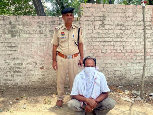 फतेहाबाद। धोखाधड़ी मामले में गिरफ्तार आरोपी। फतेहाबाद। धोखाधड़ी मामले में गिरफ्तार आरोपी।