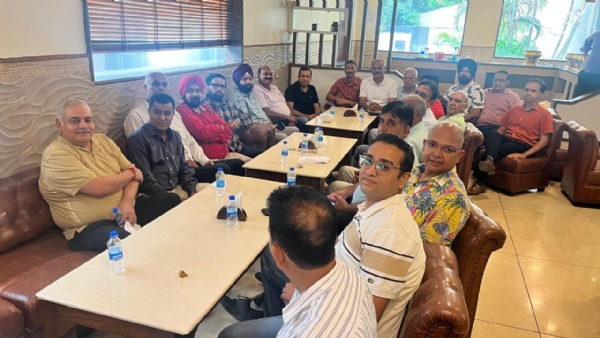 जेके प्राइवेट स्कूल्स कोऑर्डिनेशन कमेटी ने लंबित मुद्दों पर जताई चिंता जेके प्राइवेट स्कूल्स कोऑर्डिनेशन कमेटी ने लंबित मुद्दों पर जताई चिंता