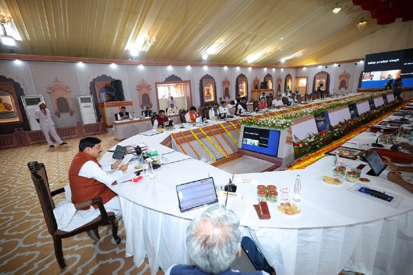 मुख्यमंत्री डॉ. मोहन यादव ने मंत्रि-परिषद की बैठक से पहले किया संबोधित मुख्यमंत्री डॉ. मोहन यादव ने मंत्रि-परिषद की बैठक से पहले किया संबोधित