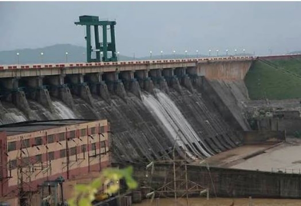 हीराकुद बांंध फाइल फोटो हीराकुद बांंध फाइल फोटो