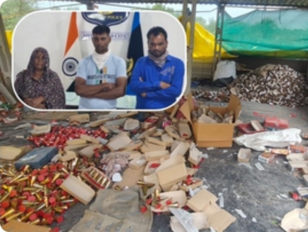 अहमदाबाद के रामोल पटाखा फैक्ट्री विस्फोट में गिरफ्तार आरोपितों अहमदाबाद के रामोल पटाखा फैक्ट्री विस्फोट में गिरफ्तार आरोपितों