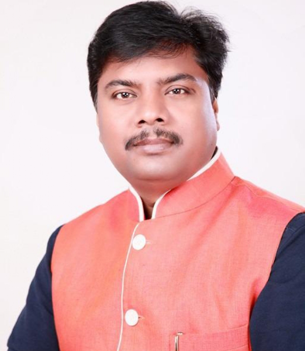 वन मंत्री केदार कश्यप वन मंत्री केदार कश्यप