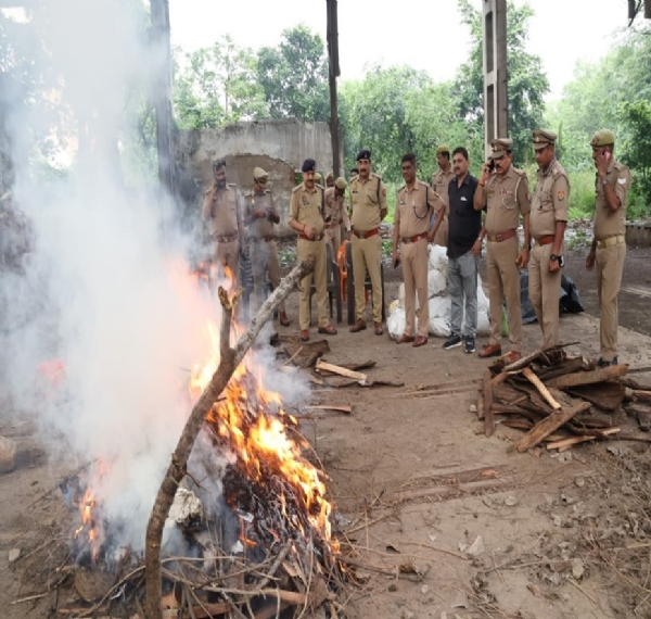 आपरेशन दहन से संबंधित फोटो आपरेशन दहन से संबंधित फोटो