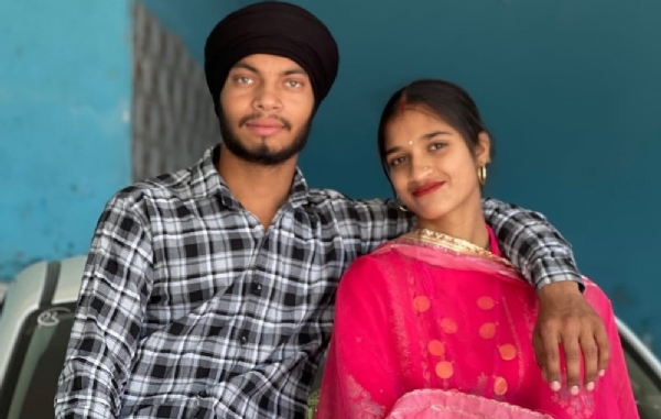 अलवर कपल अलवर कपल