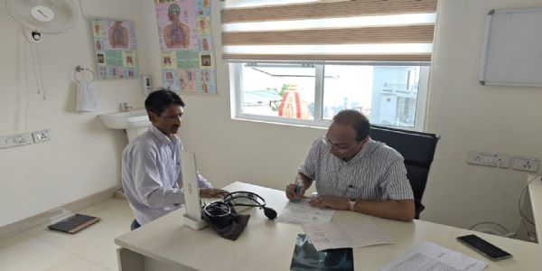 पौड़ी में 60 से अधिक मरीजों ने उठाया शिविर का लाभ