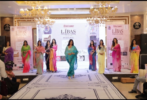जयपुर में सजा ‘लिबास फैशन वीक’ का रंगारंग मंच जयपुर में सजा ‘लिबास फैशन वीक’ का रंगारंग मंच