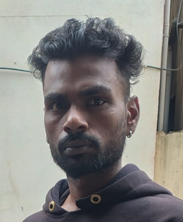 आरोपित गिरफ्तार आरोपित गिरफ्तार