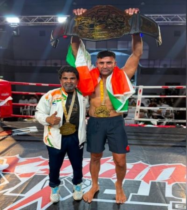 संग्राम सिंह बने एशियन चैंपियनशिप जीतने वाले पहले भारतीय, पाकिस्तानी फाइटर को 80 सेकेंड में हराया संग्राम सिंह बने एशियन चैंपियनशिप जीतने वाले पहले भारतीय, पाकिस्तानी फाइटर को 80 सेकेंड में हराया