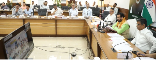 हरियाणा के मुख्यमंत्री नायब सैनी स्कूल प्रबंधन समितियाें की बैठक लेते हुए हरियाणा के मुख्यमंत्री नायब सैनी स्कूल प्रबंधन समितियाें की बैठक लेते हुए