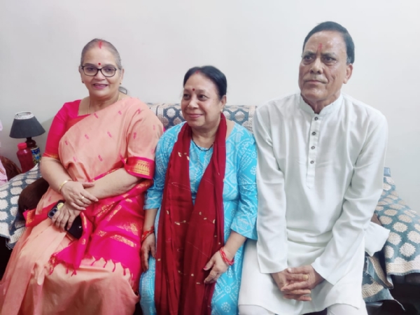 पीसी पंत से उनके आवास पर मिलने पहुंची महापौर सुषमा खर्कवाल पीसी पंत से उनके आवास पर मिलने पहुंची महापौर सुषमा खर्कवाल