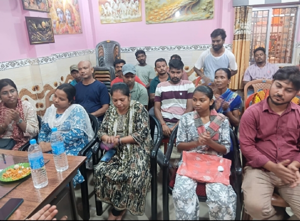 बैठक को संबोधित करते रमा पांडेय बैठक को संबोधित करते रमा पांडेय