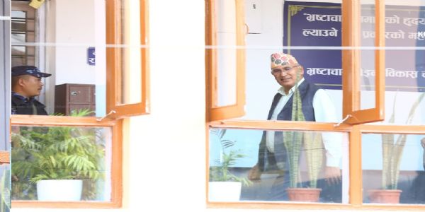 नेपाल के पूर्व वित्त मंत्री विष्णु पौडेल विशेष अदालत में हाजिर होने जाते समय नेपाल के पूर्व वित्त मंत्री विष्णु पौडेल विशेष अदालत में हाजिर होने जाते समय