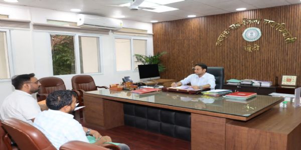 रोजगार मेला की तैयारियां समय पर करें पूरी, श्रमिकों को योजनाओं से जोड़ें : उपायुक्त
