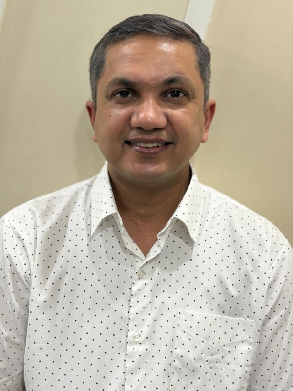 प्रो. अजीत सिंह ट्रॉमा सेंटर के नये आचार्य प्रभारी प्रो. अजीत सिंह ट्रॉमा सेंटर के नये आचार्य प्रभारी