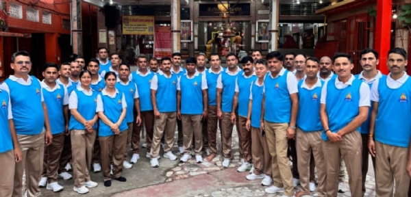 विभिन्न जनपदों से आए प्रतिभागी विभिन्न जनपदों से आए प्रतिभागी