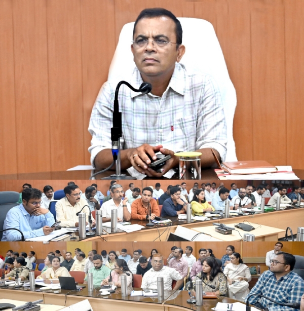कलेक्टर जन्मेजय महोबे की अध्यक्षता में बेटी बचाओ-बेटी पढ़ाओ योजना की जिला स्तरीय टास्क फोर्स समिति की बैठक सम्पन्न कलेक्टर जन्मेजय महोबे की अध्यक्षता में बेटी बचाओ-बेटी पढ़ाओ योजना की जिला स्तरीय टास्क फोर्स समिति की बैठक सम्पन्न