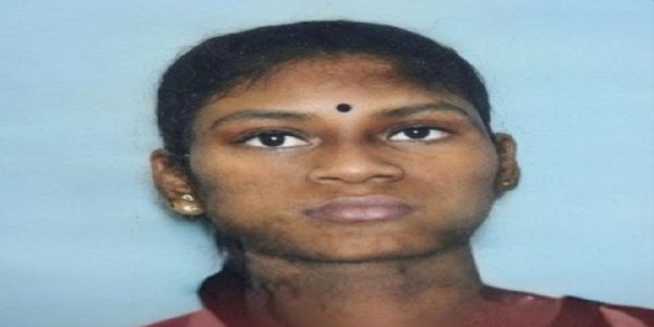 मोबाइल देखते समय सर्पदंश से 19 वर्षीय युवती की मौत