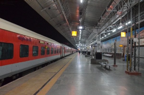 उत्तर पश्चिम रेलवे पर रेलवे सुरक्षा बल ने उल्लेखनीय कार्य कर रेल संपत्ति और रेल यात्रियों की सुरक्षा सुनिश्चित की उत्तर पश्चिम रेलवे पर रेलवे सुरक्षा बल ने उल्लेखनीय कार्य कर रेल संपत्ति और रेल यात्रियों की सुरक्षा सुनिश्चित की