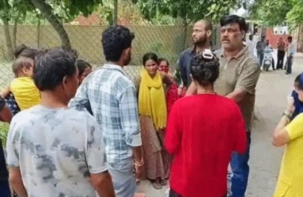 सिविल अस्पताल में पोस्टमार्टम कराने आए परिजन सिविल अस्पताल में पोस्टमार्टम कराने आए परिजन