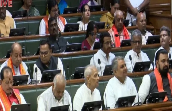 बिहार विधानसभा में मॉनसून सत्र के दौरान सीएम-डिप्टी सीएम तथा विधायकगण बिहार विधानसभा में मॉनसून सत्र के दौरान सीएम-डिप्टी सीएम तथा विधायकगण