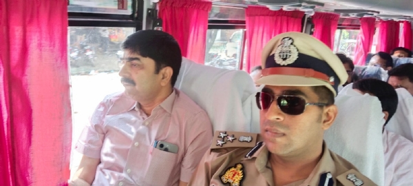 बस यात्रा बस यात्रा