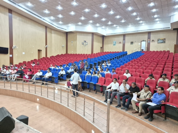 छपरा के राजेंद्र स्टेडियम में स्वतंत्रता दिवस 2026 का होगा मुख्य समारोह छपरा के राजेंद्र स्टेडियम में स्वतंत्रता दिवस 2026 का होगा मुख्य समारोह