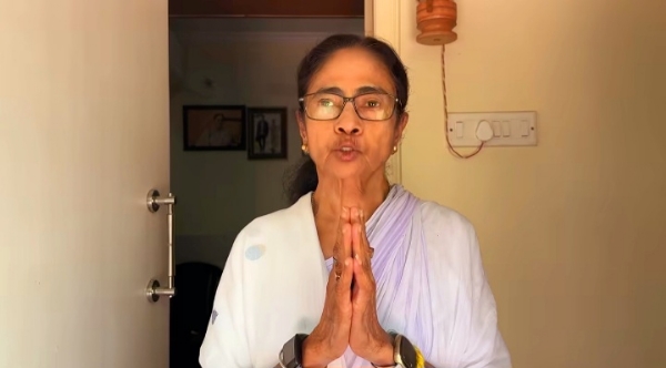 ममता बनर्जी का फाइल फोटो ममता बनर्जी का फाइल फोटो