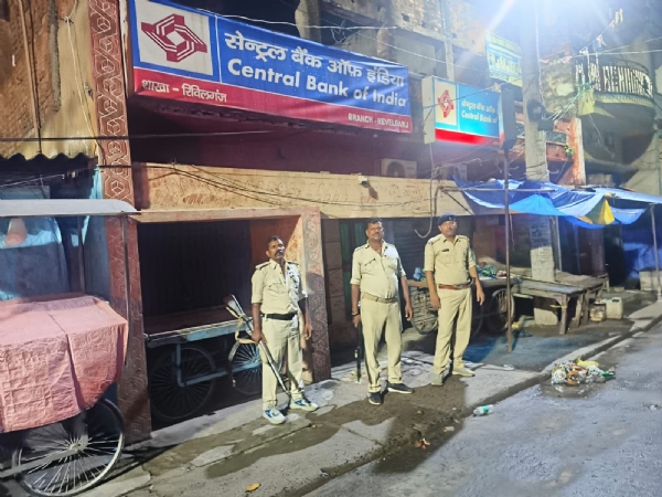 सारण 6 ज़ोन में बंटा सुपर पेट्रोलिंग, सघन चेकिंग अभियान जारी सारण 6 ज़ोन में बंटा सुपर पेट्रोलिंग, सघन चेकिंग अभियान जारी