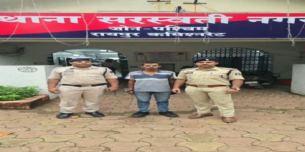 रायपुर : गुस्से में अपनी ही स्कूटी जलाई, रोकने पहुंचे दोस्त की झुलसने से मौत, आरोपित गिरफ्तार